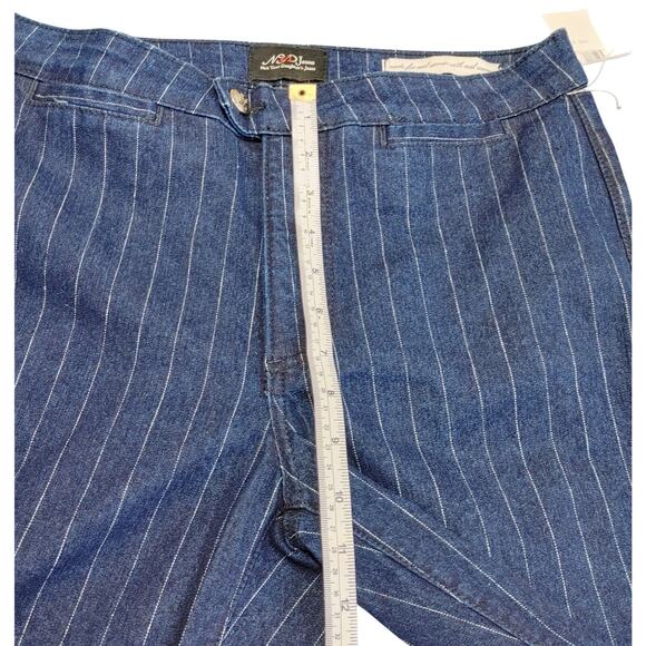 NYDJ Not Your Daughter's Tummy Tuck Jean Pinstripe Blue White Womens Size 6 NWT - Picture 9 of 9